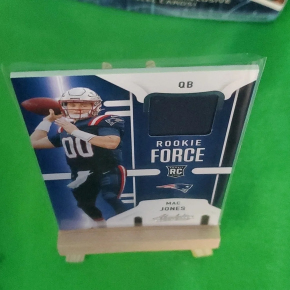 Panini Absolute Football Rookie Force Mac Jones Card with Jersey Patch - Picture 3 of 6